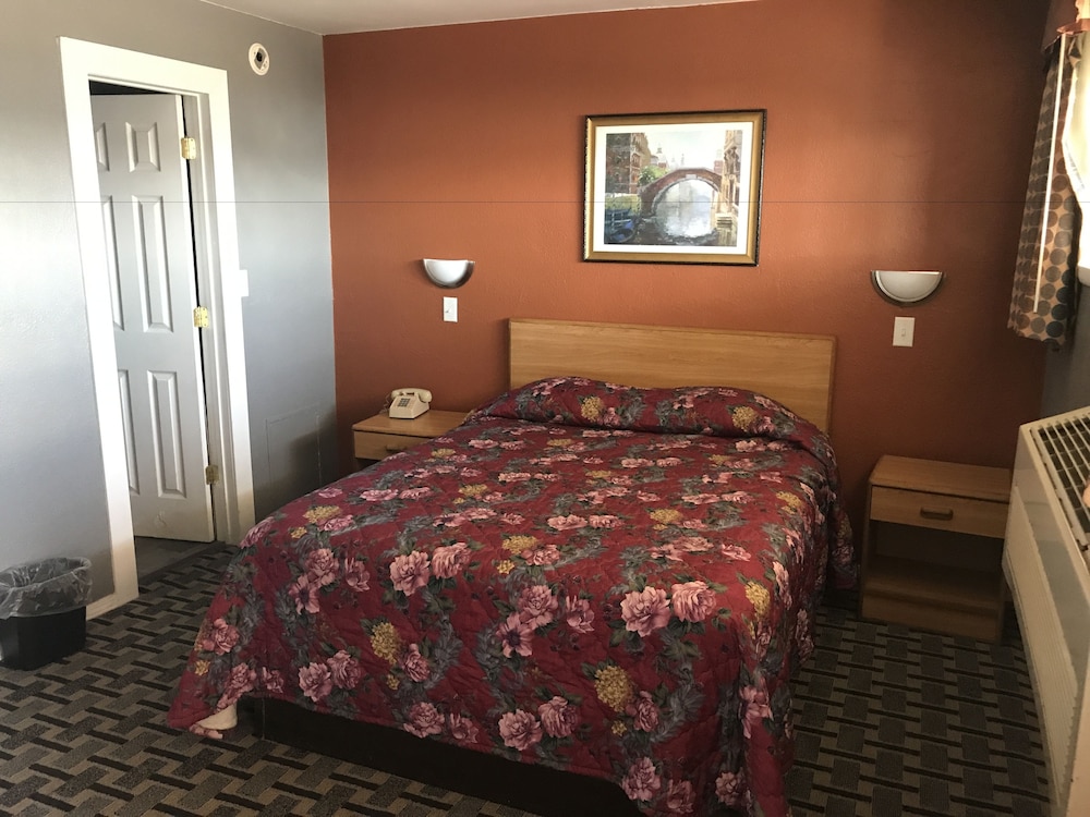 Economy Inn Motel