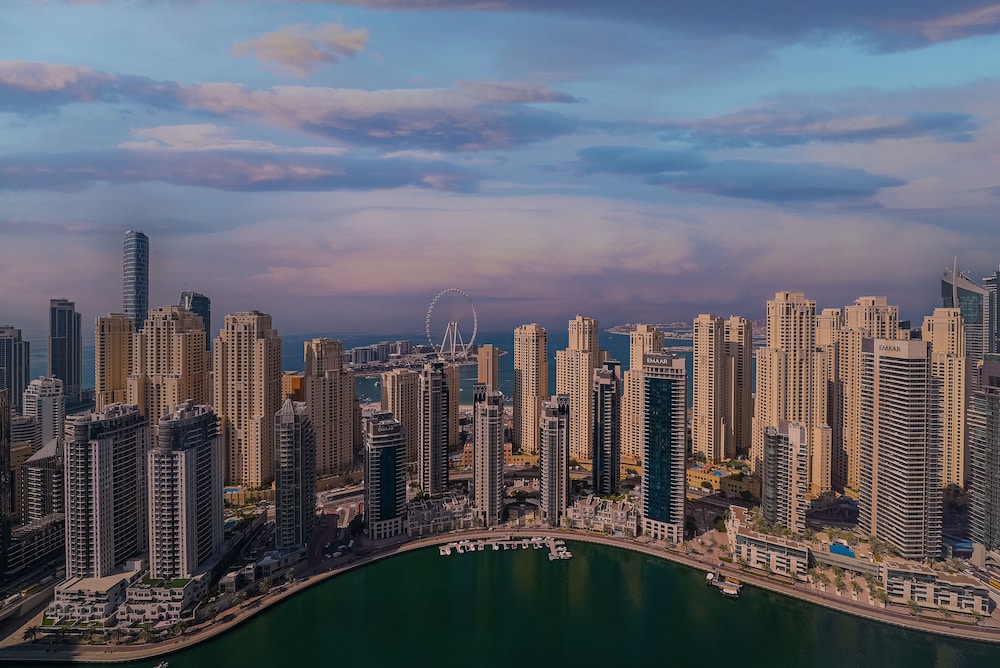 NEW Luxe 3BR - Vida Marina - Great Views