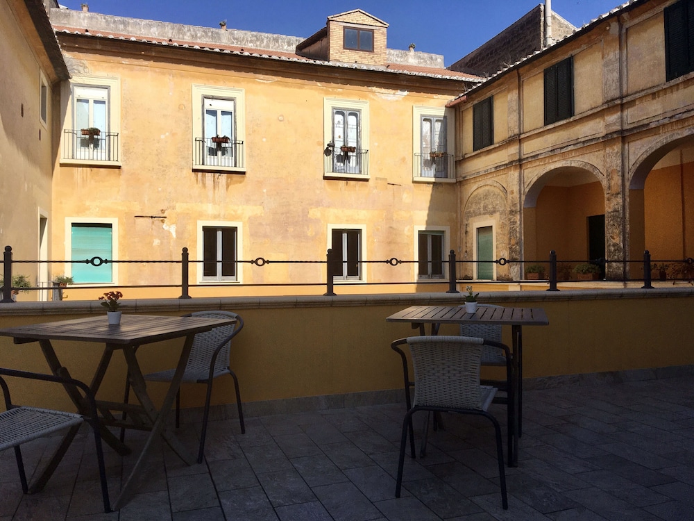 Palazzo Benucci - Residenza di Charme view 5