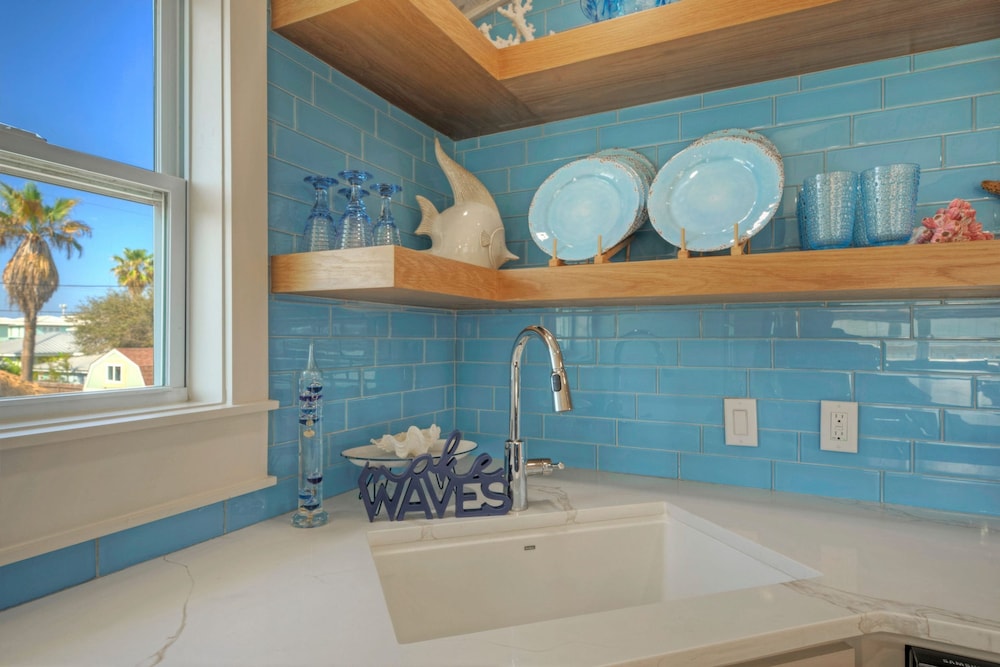 Seaglass Landing Private Pool Cabana Near Port Aransas Beaches