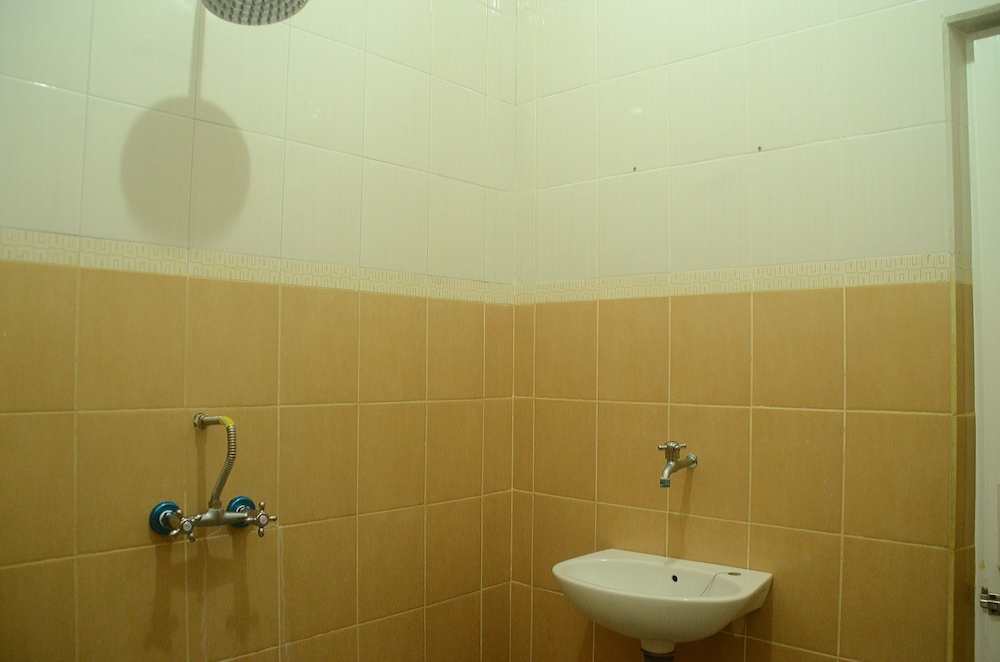 Budget Door Legian Inn