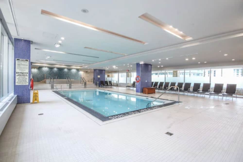 Sarkar Suites - Maple Leaf Square