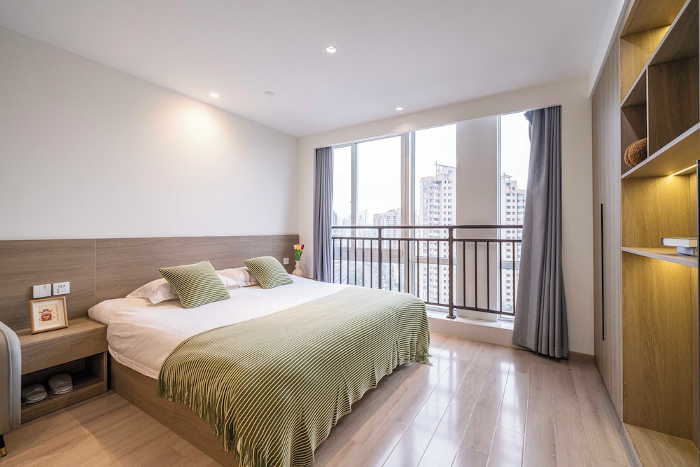 Book and Bed-QuYang Road