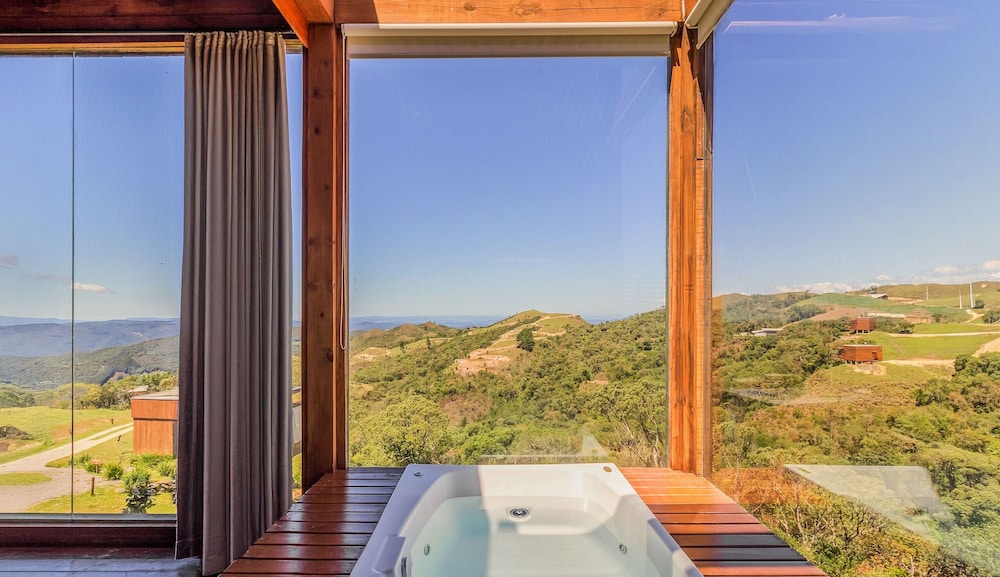 Cabana com vista e jacuzzi VST007