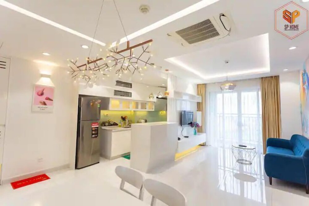 Sunrise City View Apartment
