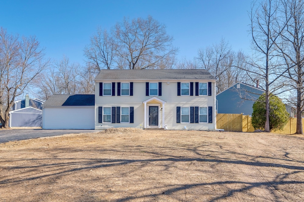 18 Mi to DC: Upscale Apartment in Fort Washington!