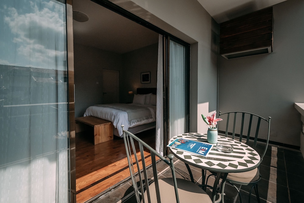Joli Guesthouse
