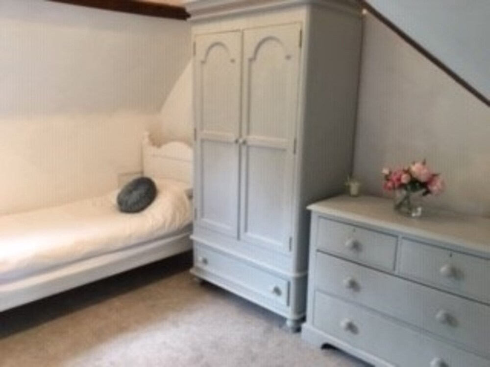 Loxley Barn, 1-bed Cottage Retreat view 5