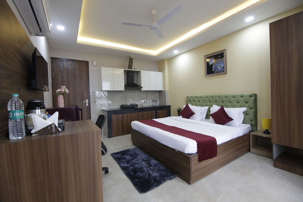 Lime Wood Stay - Studio Apartment view 4