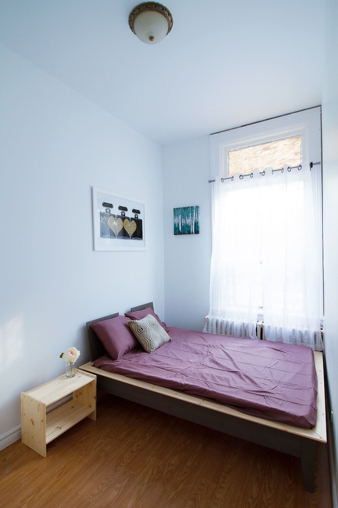 2 Bedrooma Apartment near Kensington Market - Unit 1 - Image 4