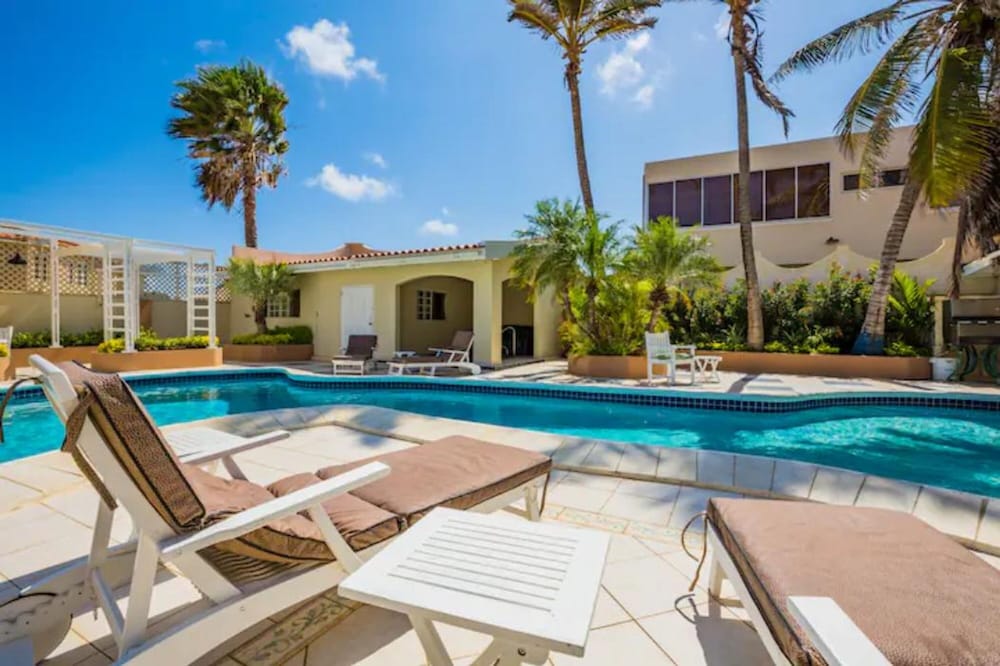 Across From Beach 1br- Sunset Suite Malmokbeach