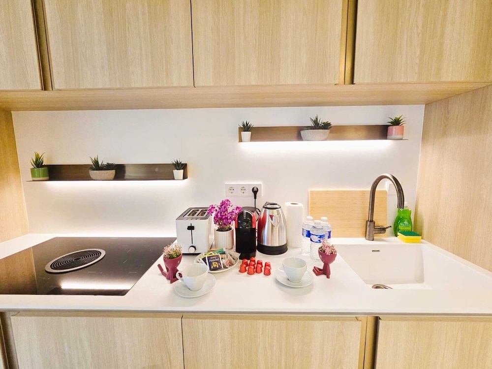 Cosy Terrace Studio close to city center
