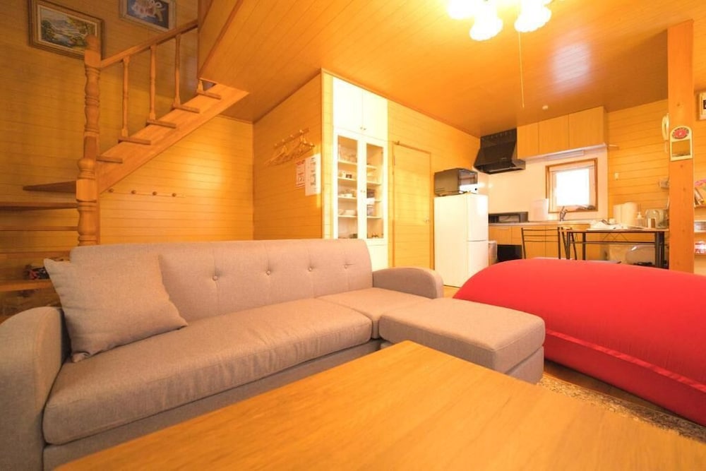 LAKE TOYA PREMIUM CABIN