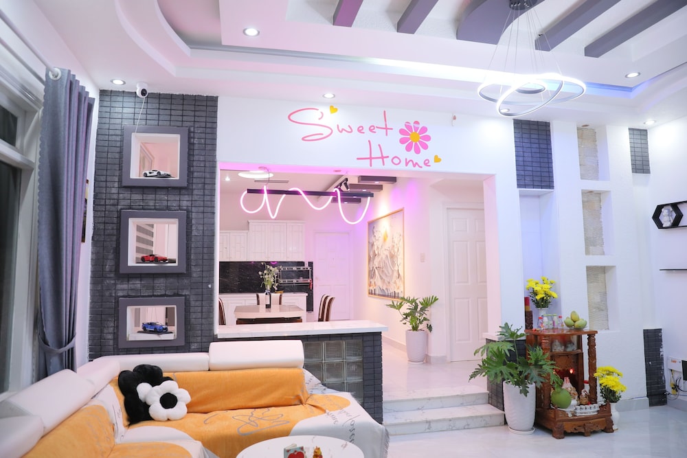 7 bedroom villa Flamingo Danang