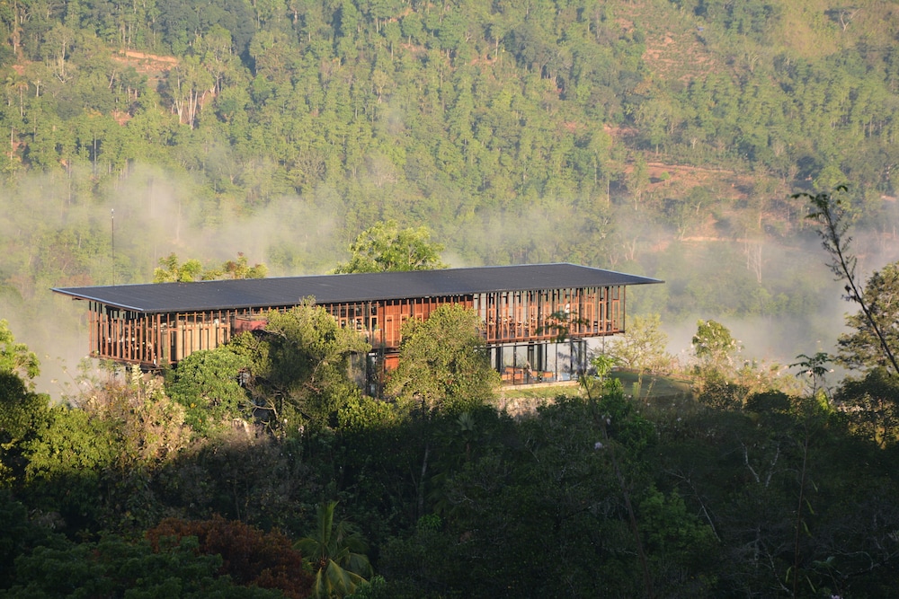 Santani Wellness Kandy 50