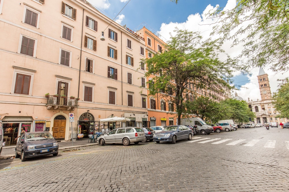Leoni di Giada Guesthouse