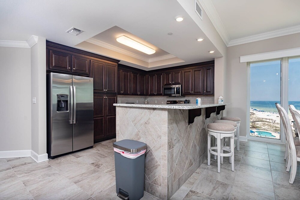 Phoenix Gulf Towers 604 4 Bedroom Condo