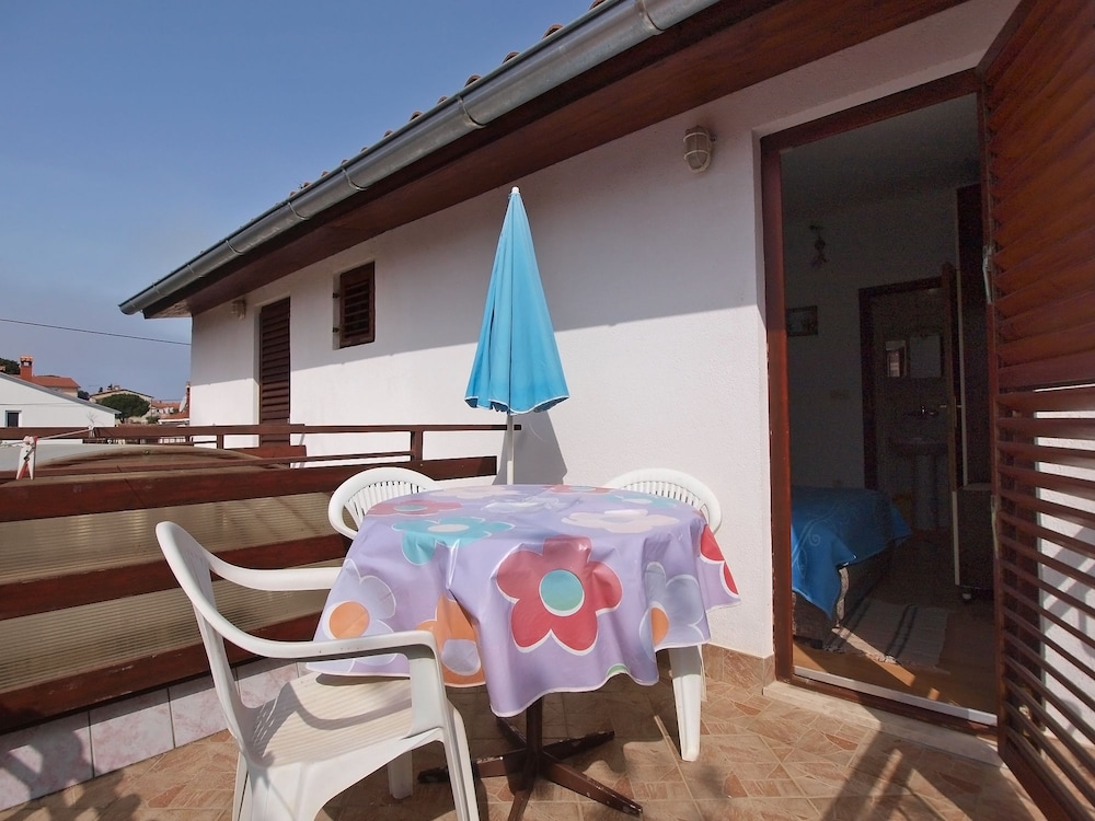Apartment Ana 1068