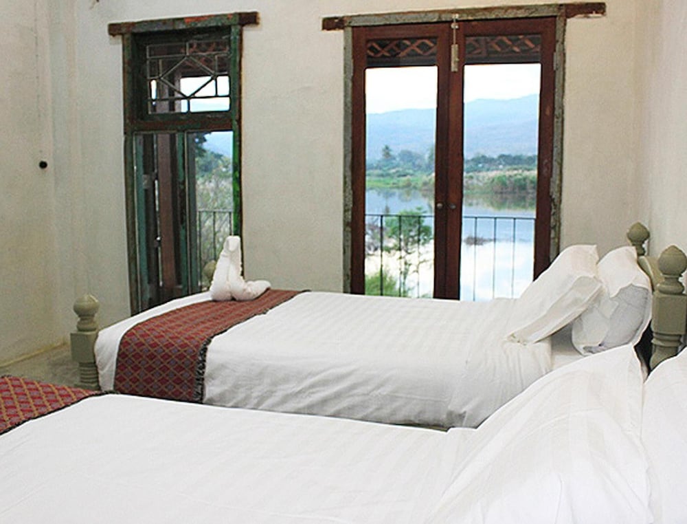 Phu-Anna Eco House