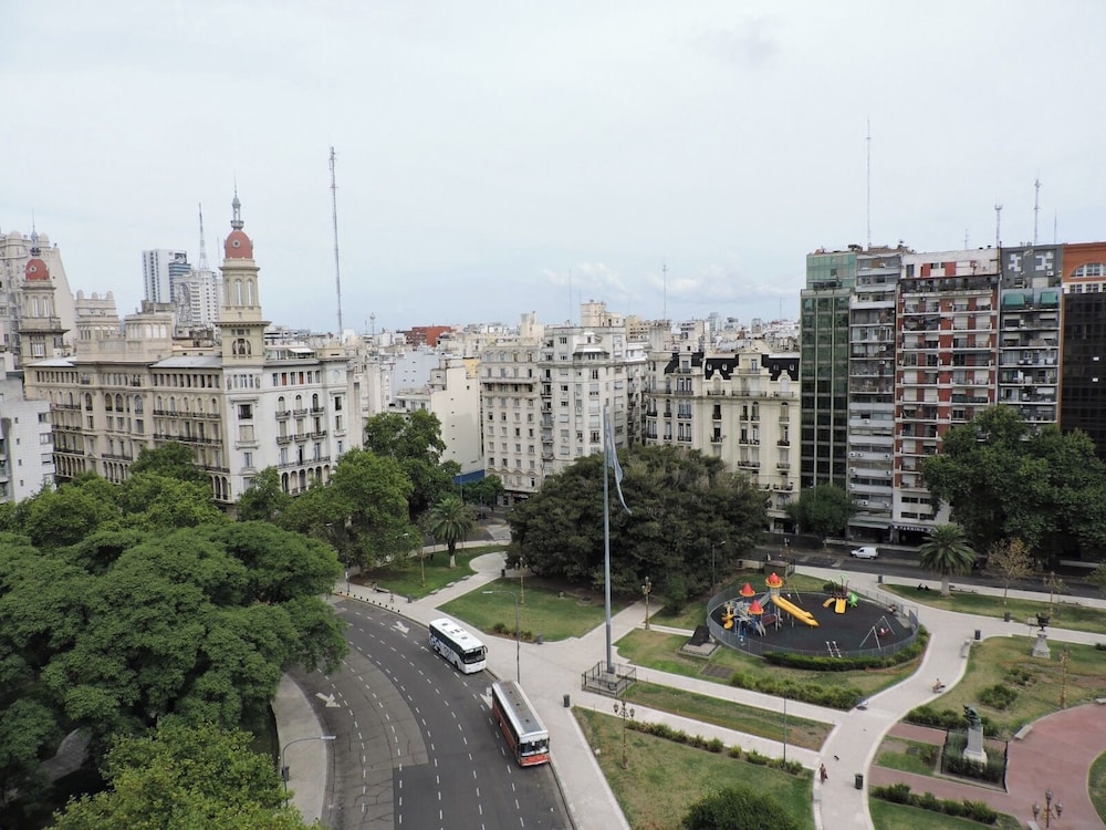 Rivadavia Apartments