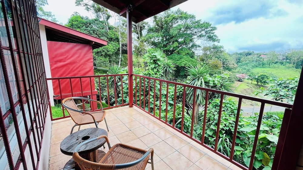 Cozy & Beautiful Casa Aire, Near Lake Park & Town