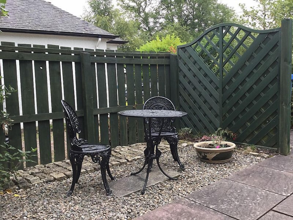 Inverness Apartments - New Cottage