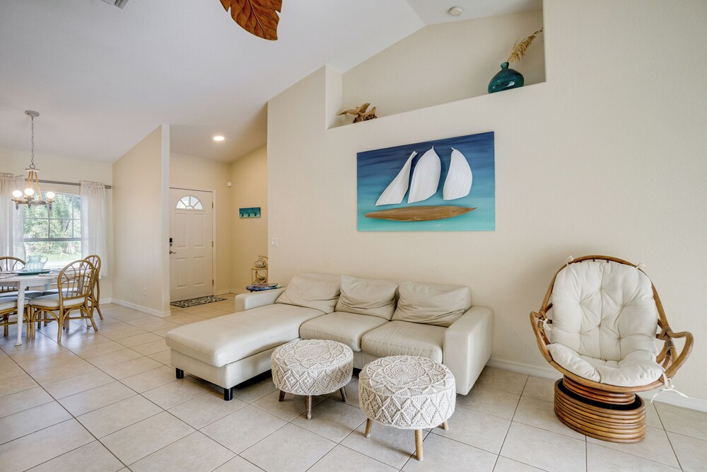 Family Haven w/ Pool! 8 Mi to Warm Mineral Springs