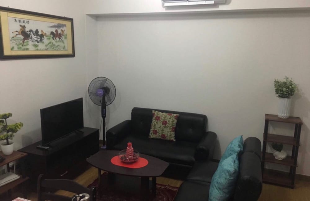 2 Bedroom Suite by Nezpril at Acqua Residence Manila