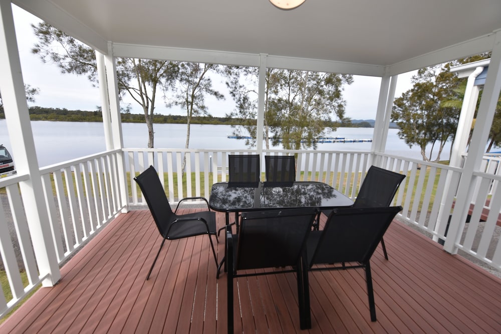 Pelican Caravan Park