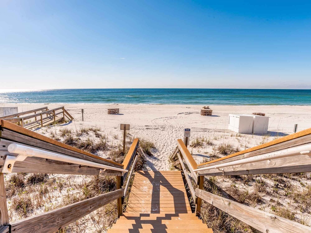 Ocean Breeze East by Southern Vacation Rentals