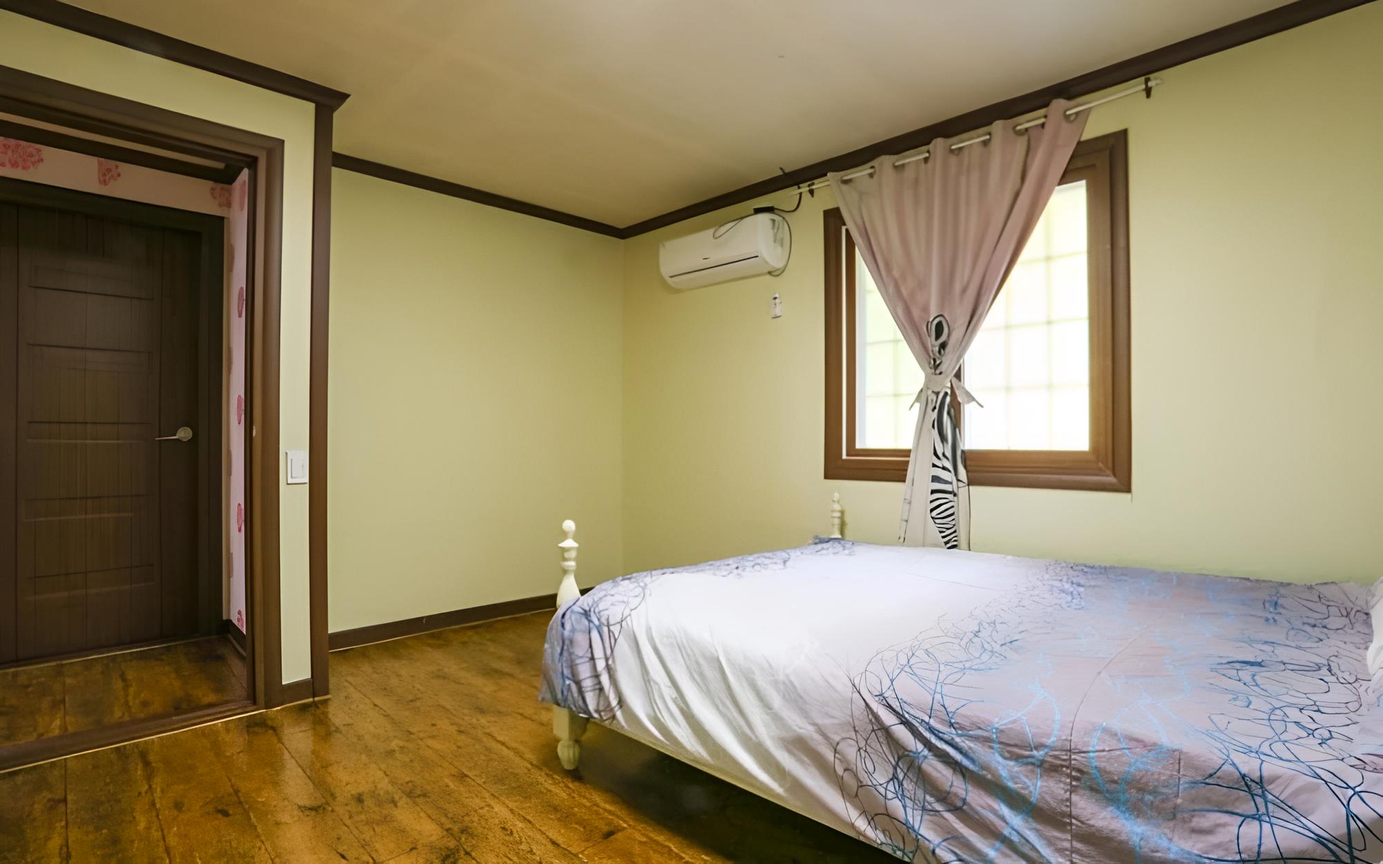 Andong Horse Park Pension view 3