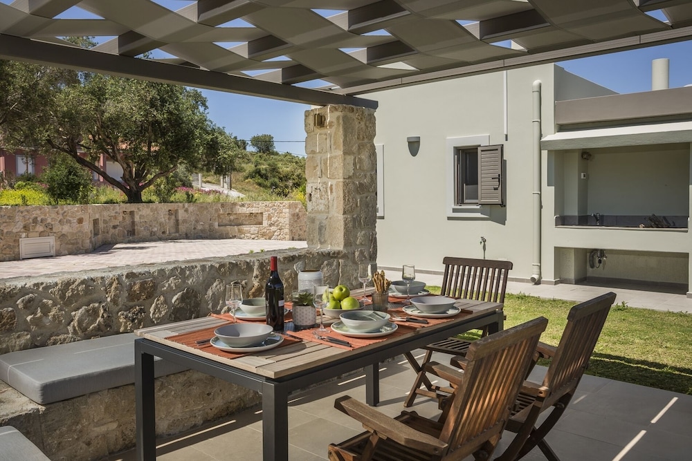 Alekos Beach Houses - Elia Villas view 2