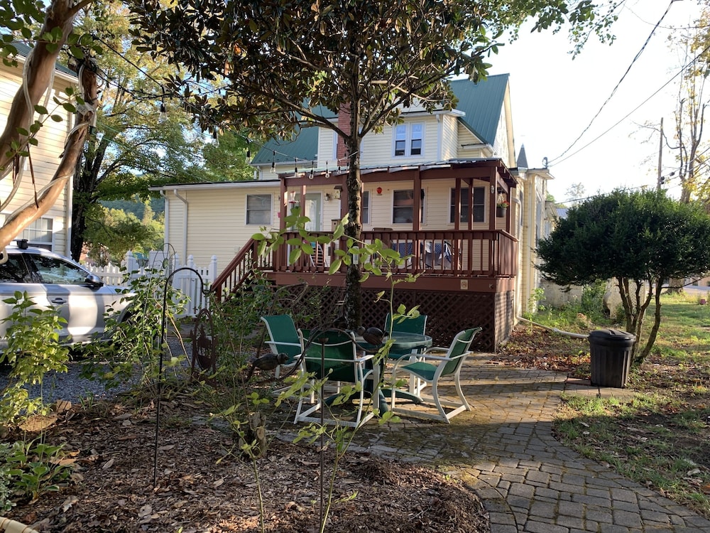 Wheelers Inn