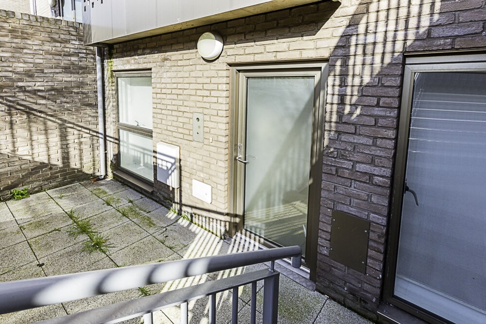 Beautiful Open Plan Garden Flat