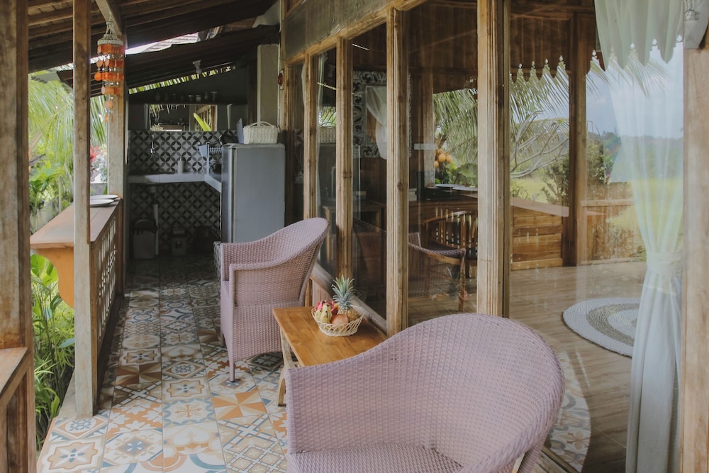 SUNSET VILLAS AND BUNGALOWS