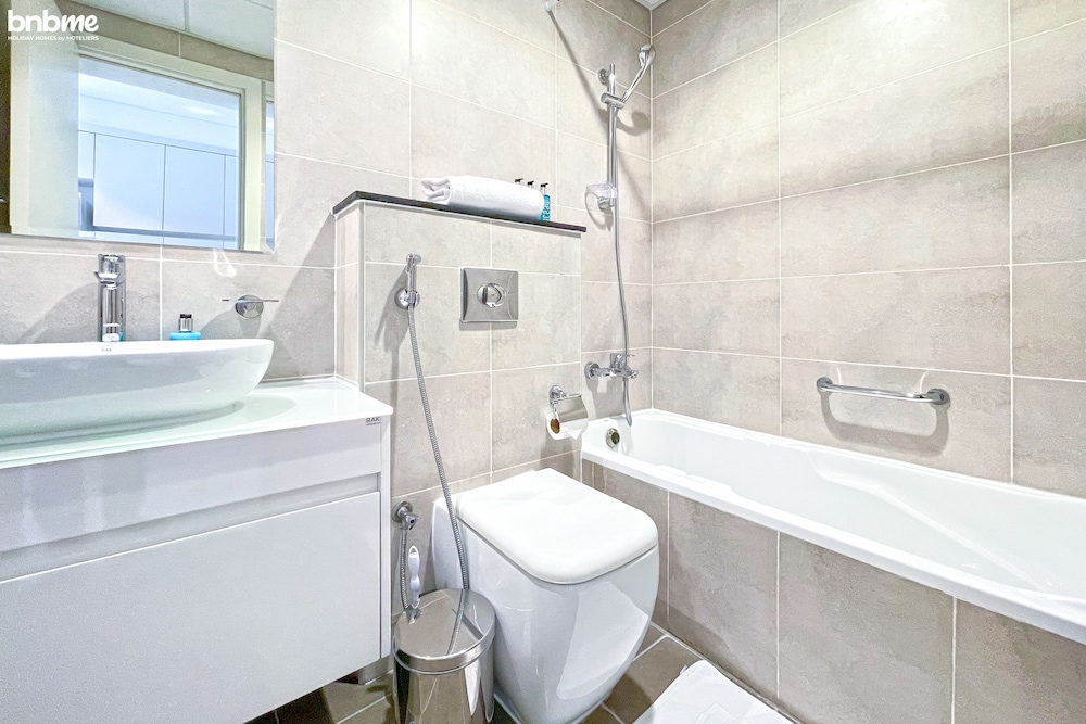 ST-Carson Tower B-715 by bnbme homes