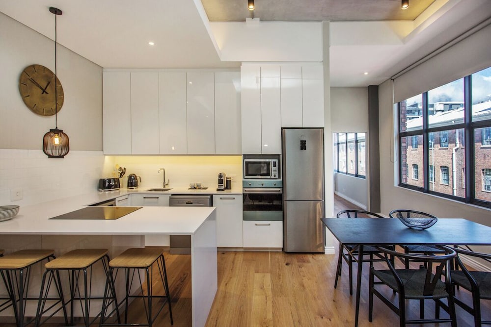 Docklands Deluxe Apartments by ITC Hospitality