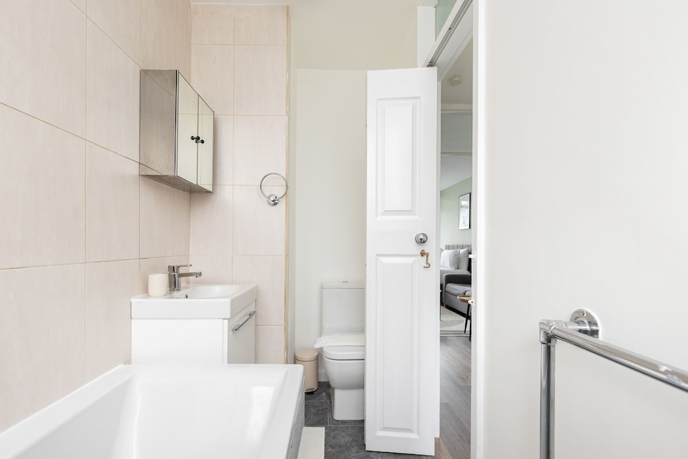 The Pimlico Collection