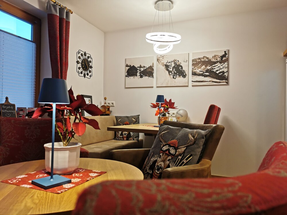 No1 - Flo's Rooms & Breakfast