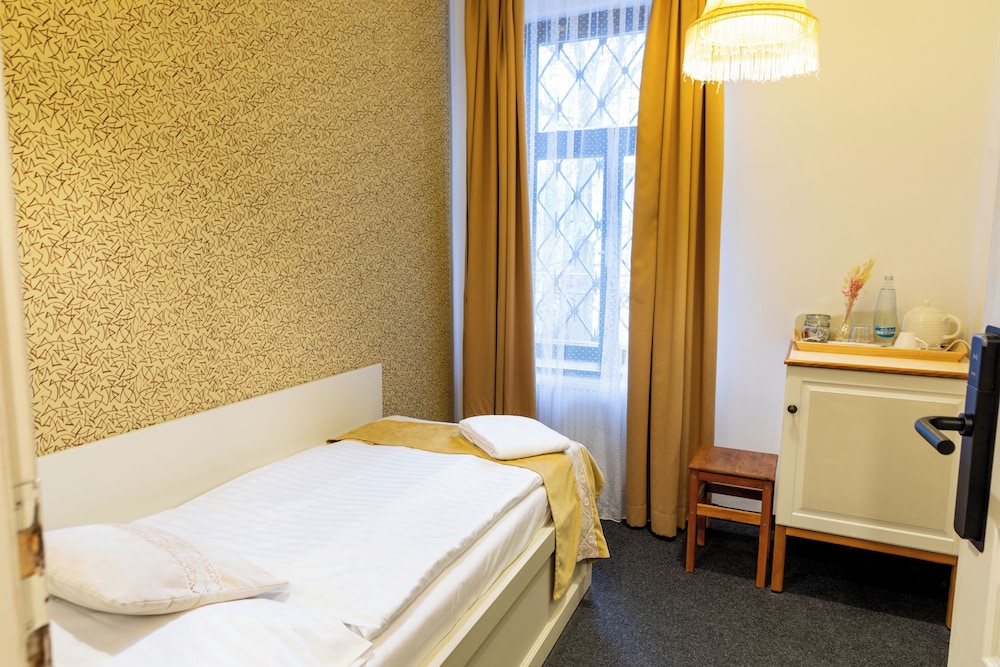 Sir Toby's Midtown - Hostel