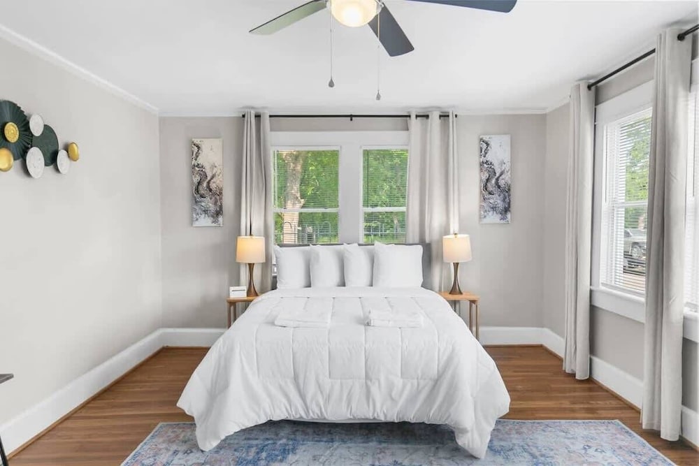 52nd Ensley Chic