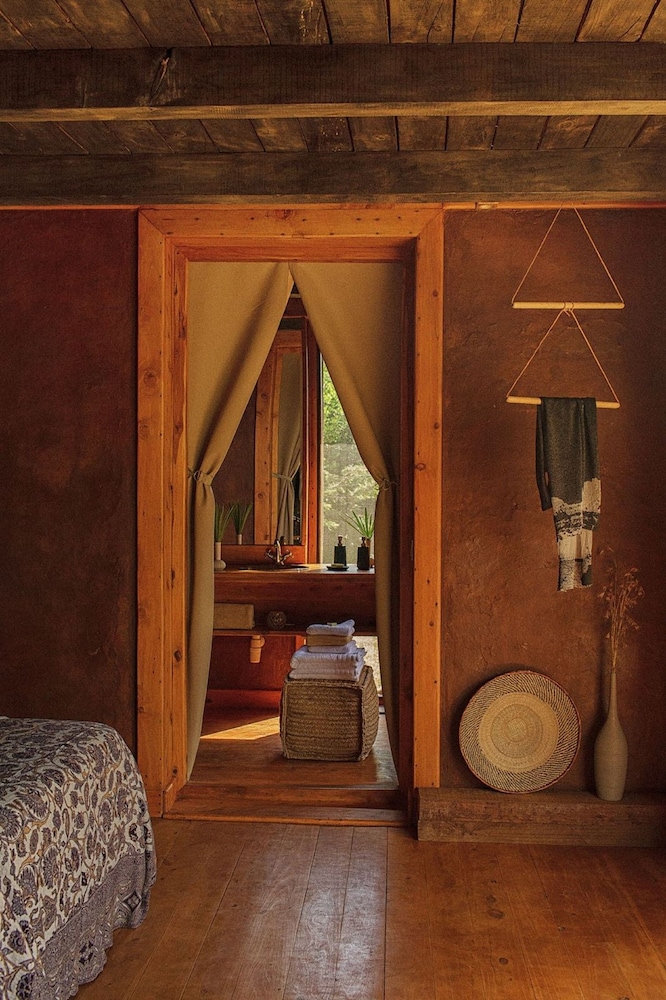 Olengoti Safari Camp - East Africa Camps