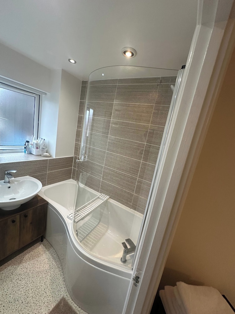 Cosy Birmingham Retreat Near City Centre, Airport