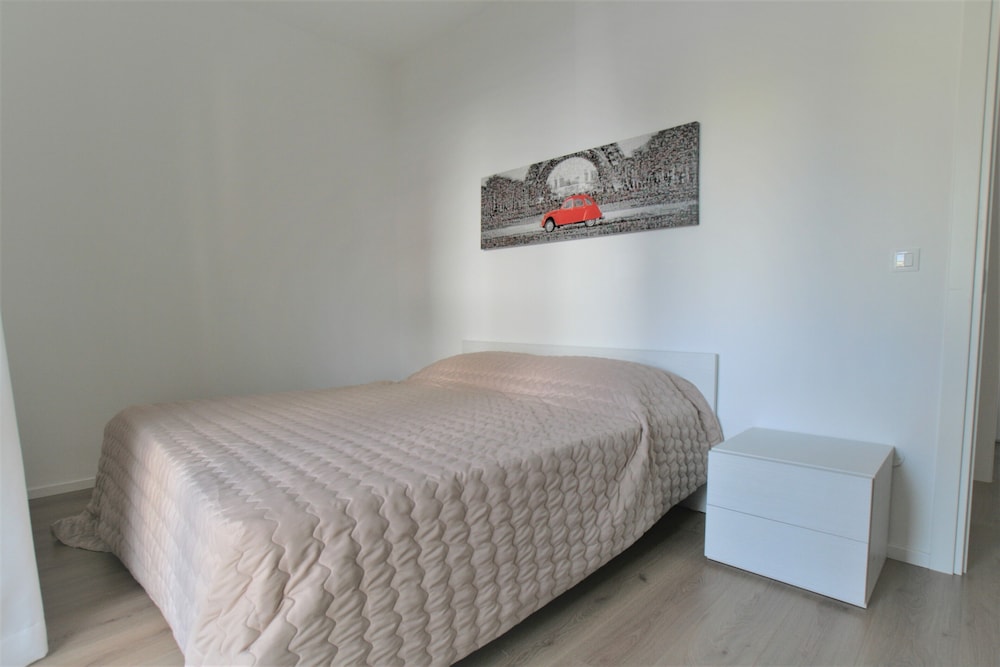 Cozy Apartment With Balcony Near Piazza Torino