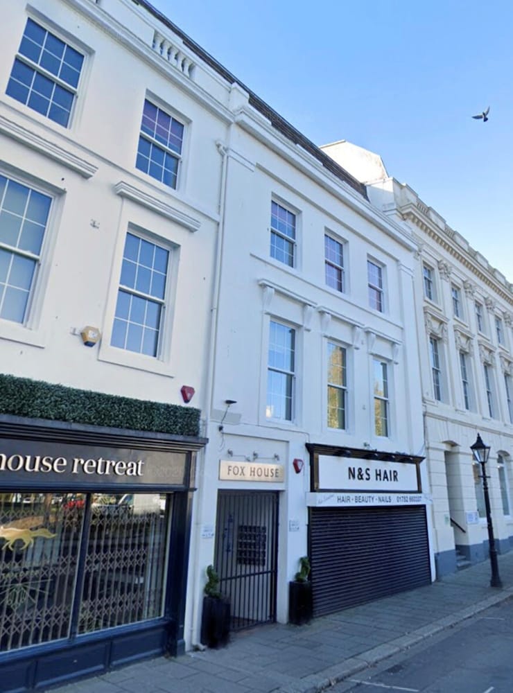 Fox House, Studio Apartments