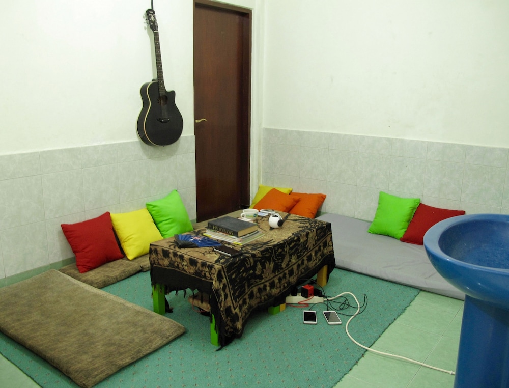 Morotai Camp Hostel -Adult Only