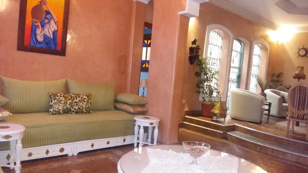 lounge
