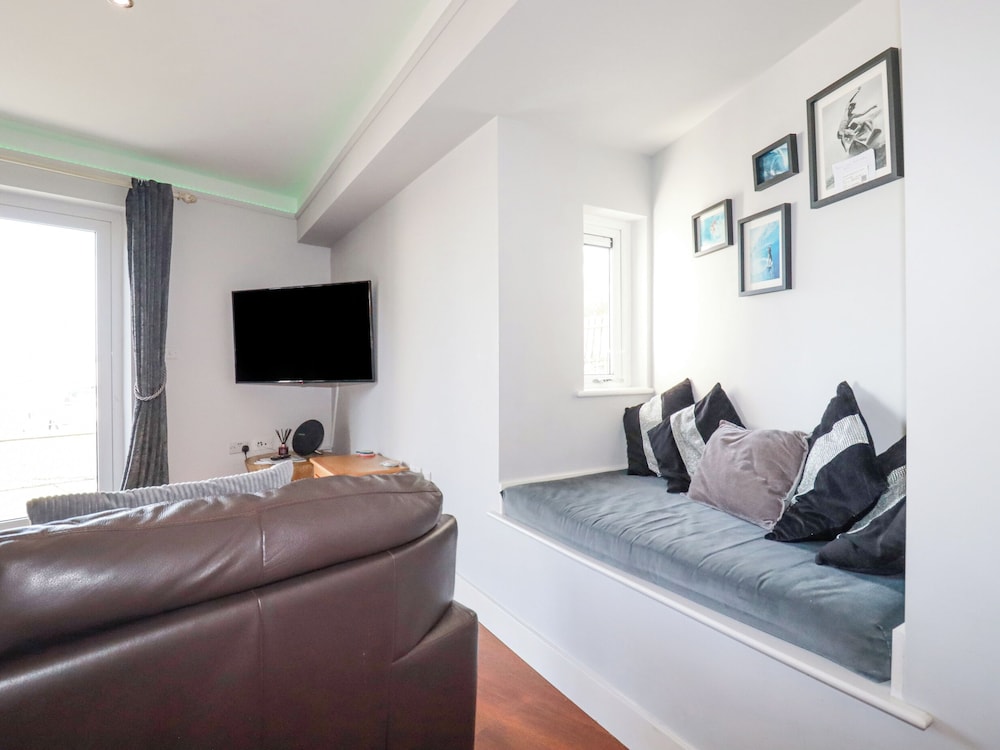 Apartment 2
