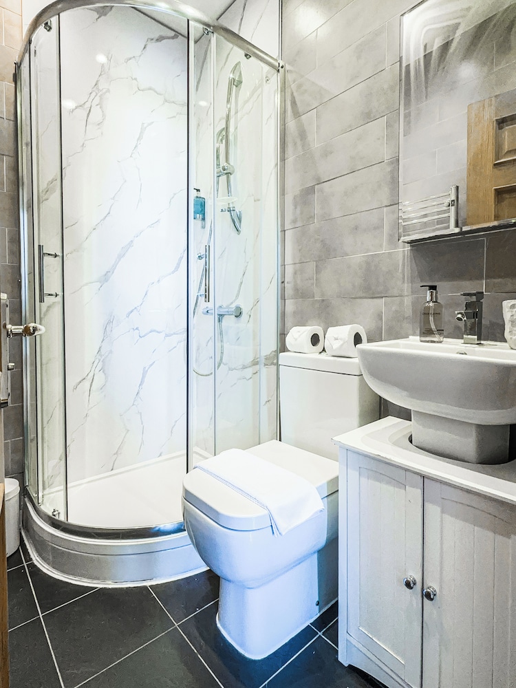 Imperial Earls Court Apartments