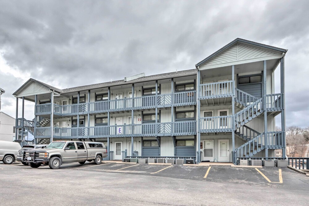 Lake of the Ozarks Views: Osage Beach Condo! view 4